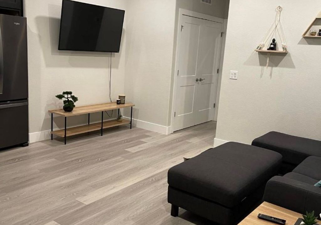 Photo of Livingroom in Pleasant Grove