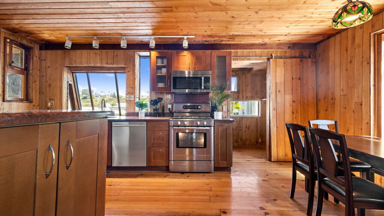 Photo of Kitchen in Bay Park