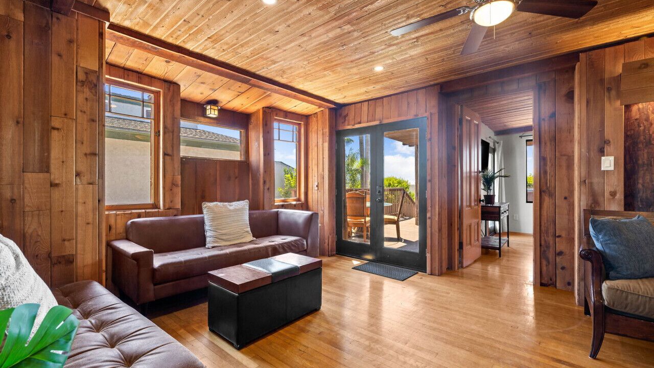 Photo of Bedroom in Bay Park