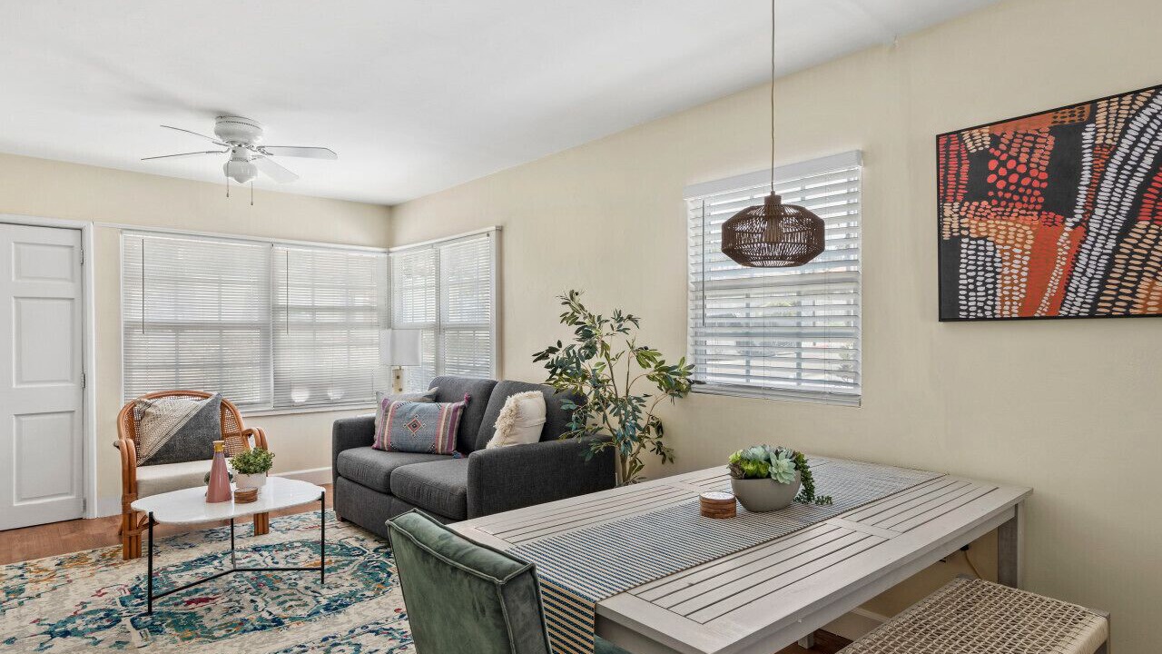 Photo of Livingroom in Old Town