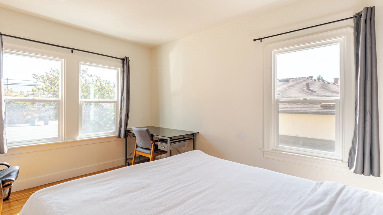 Photo of Bedroom in Albany