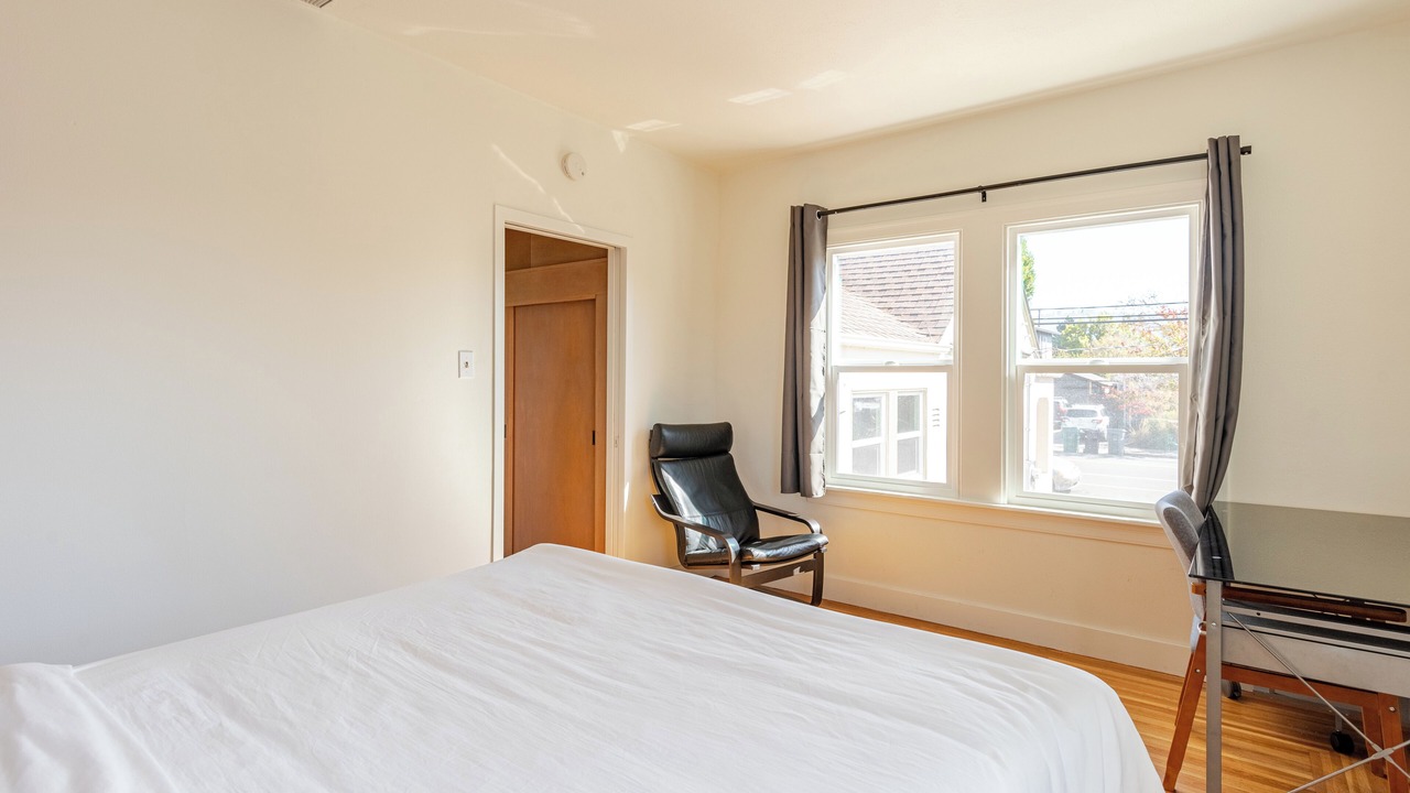 Photo of Bedroom in Albany