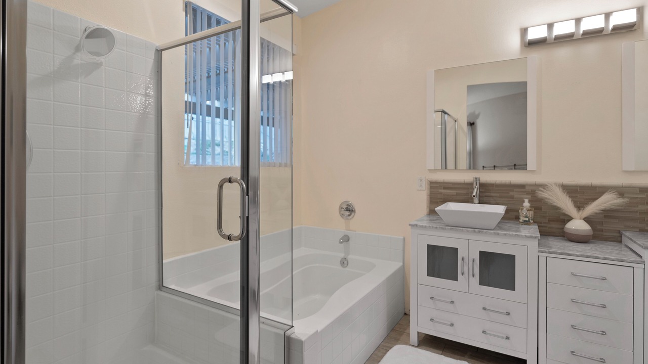 Photo of Bathroom in Murrieta