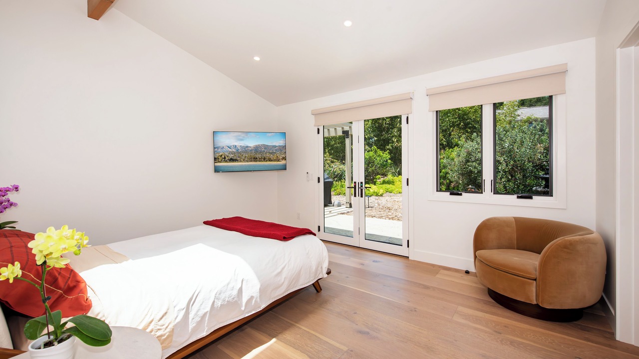 Photo of Bedroom in Hope Ranch