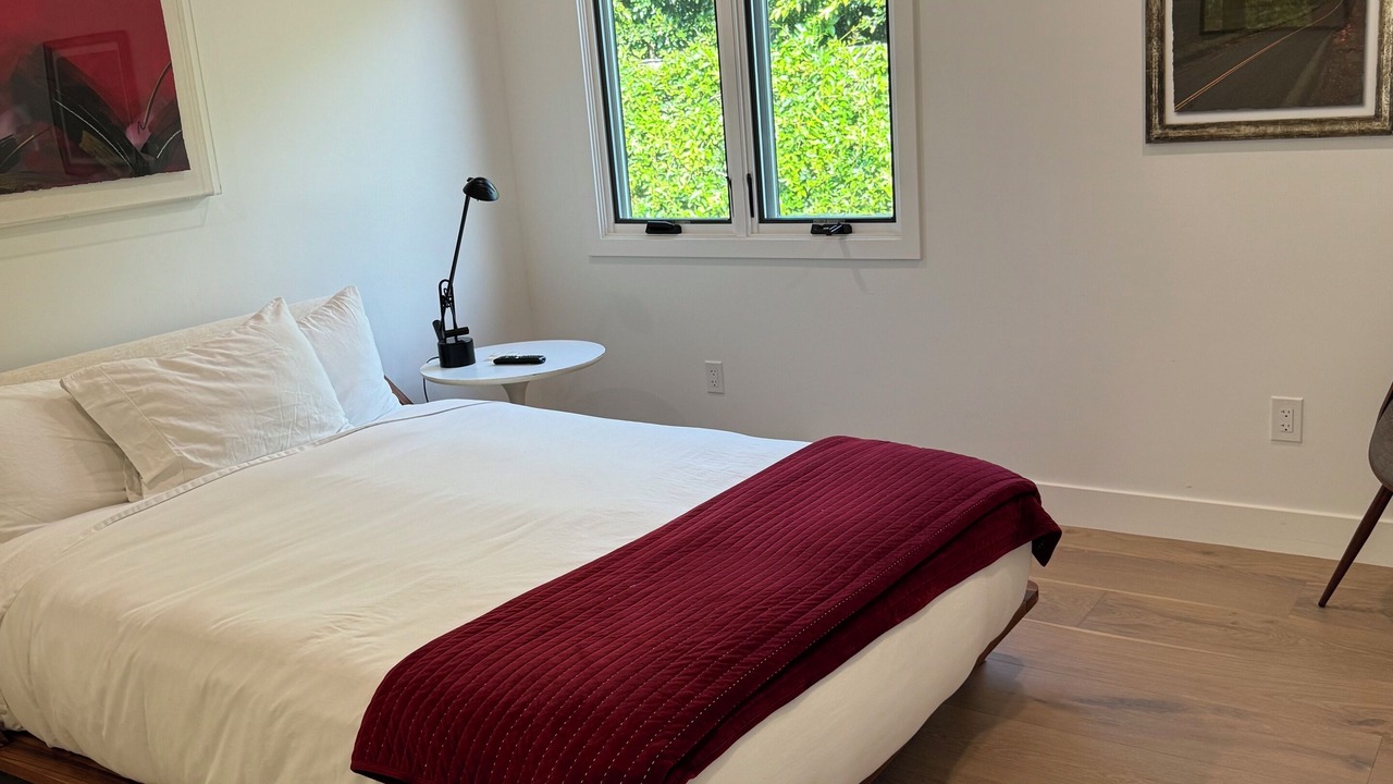 Photo of Bedroom in Hope Ranch