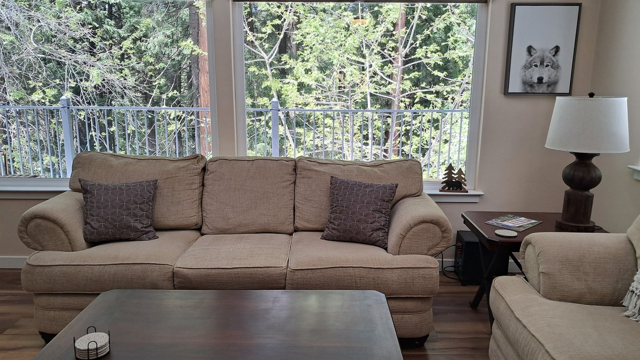 Photo of Livingroom in Apple Hill
