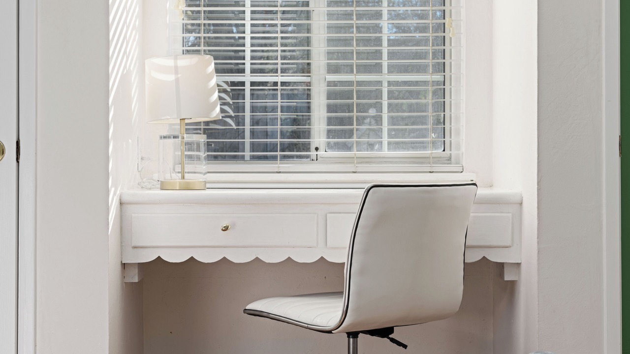 Photo of Bedroom in Arden-Arcade
