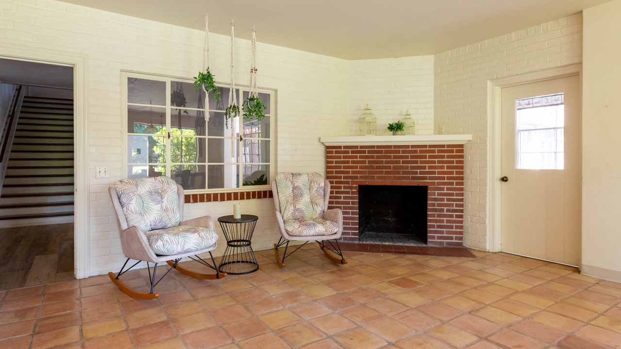 Photo of Livingroom in Roosevelt