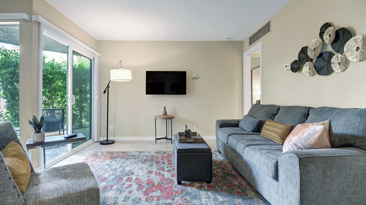 Photo of Livingroom in Tahquitz River Estates