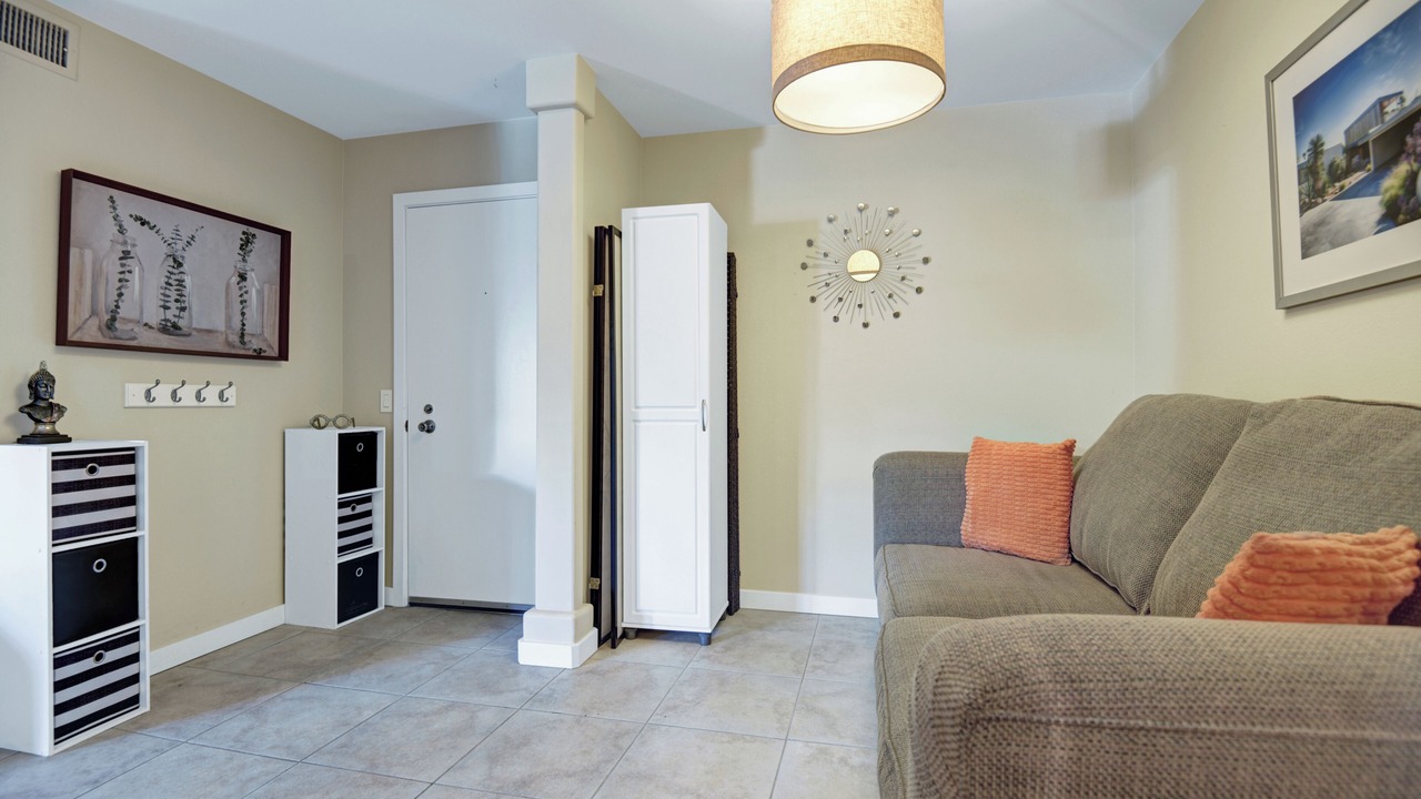 Photo of Livingroom in Tahquitz River Estates