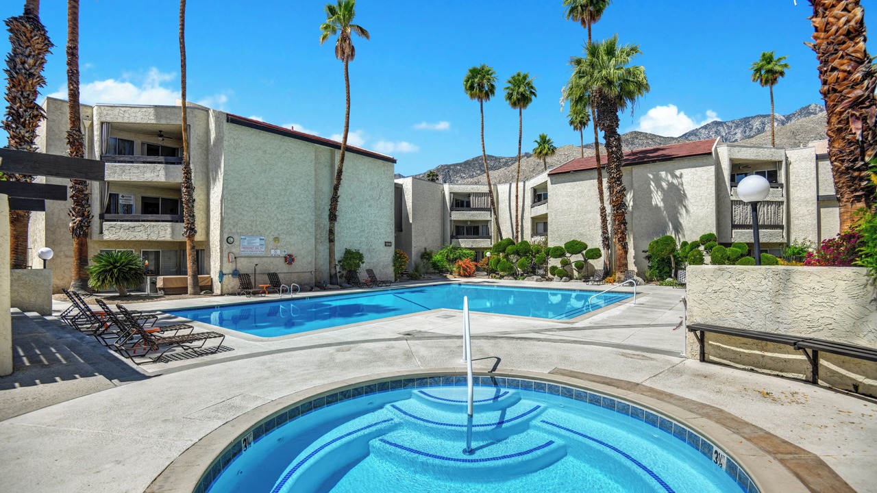 Photo of Outdoor in Tahquitz River Estates