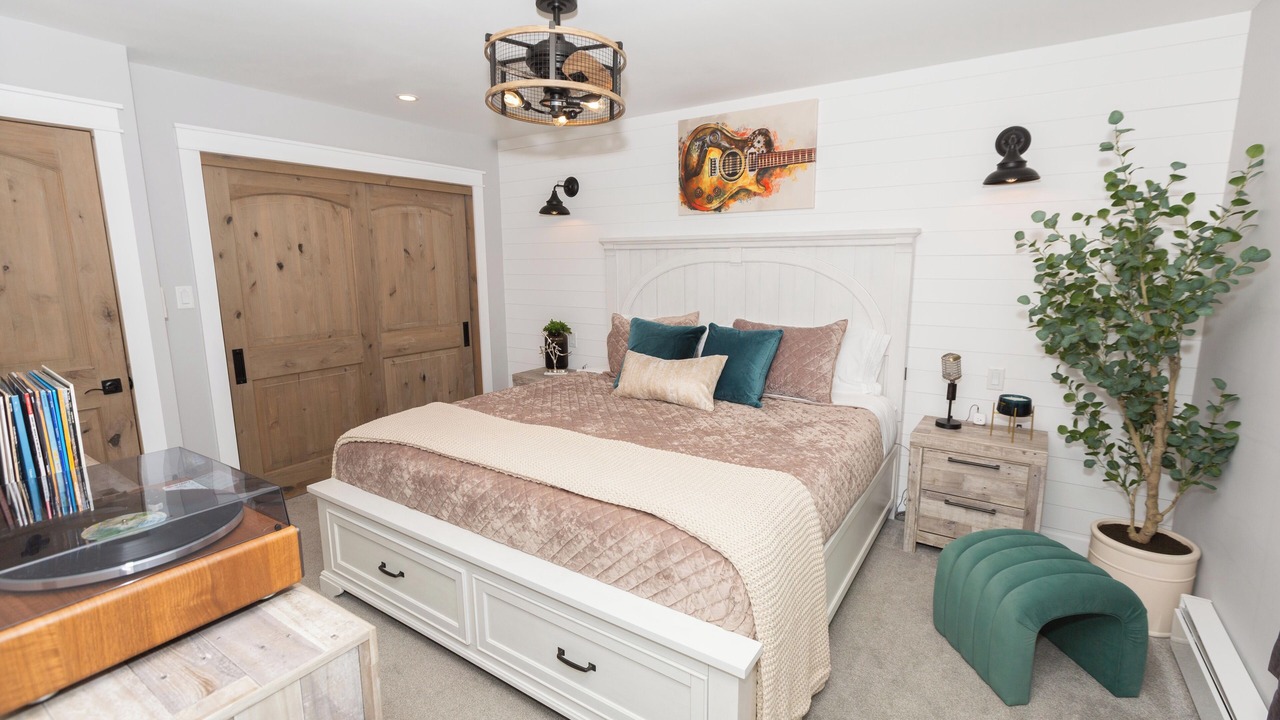 Photo of Bedroom in Kings Beach