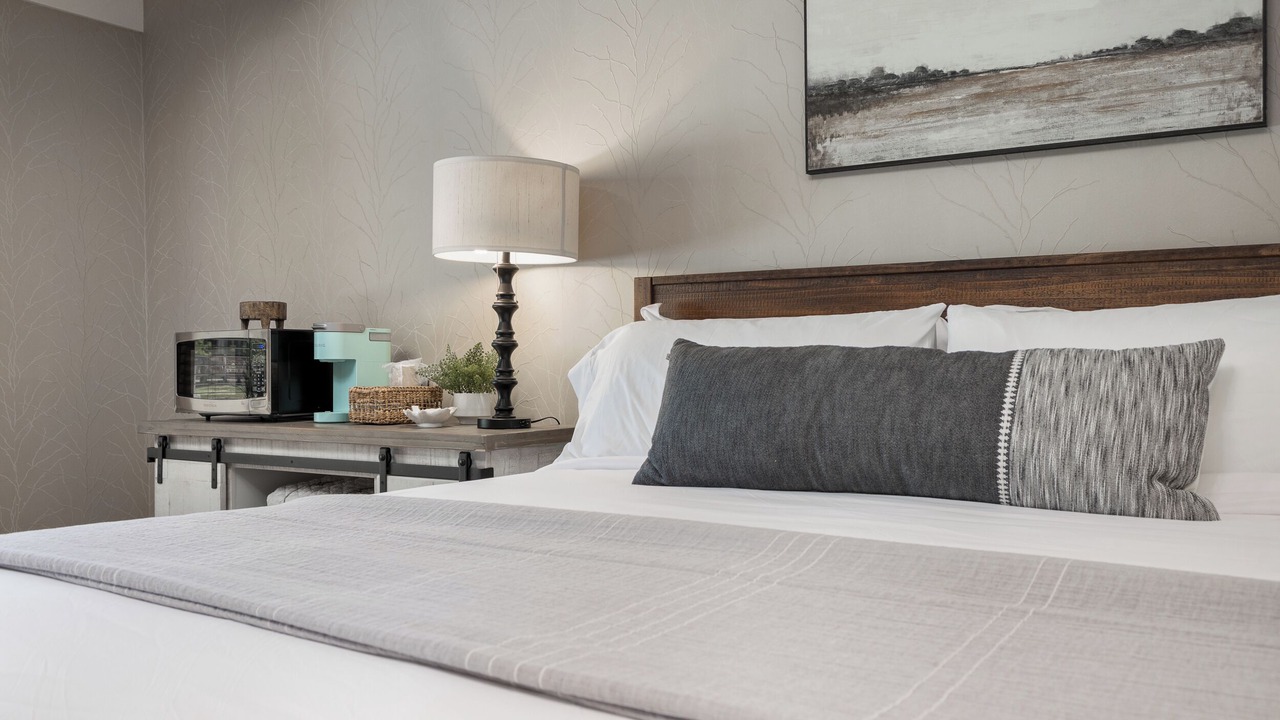 Photo of Bedroom in Springville