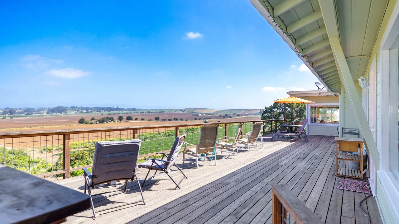 Photo of Patio Balcony in La Selva Beach