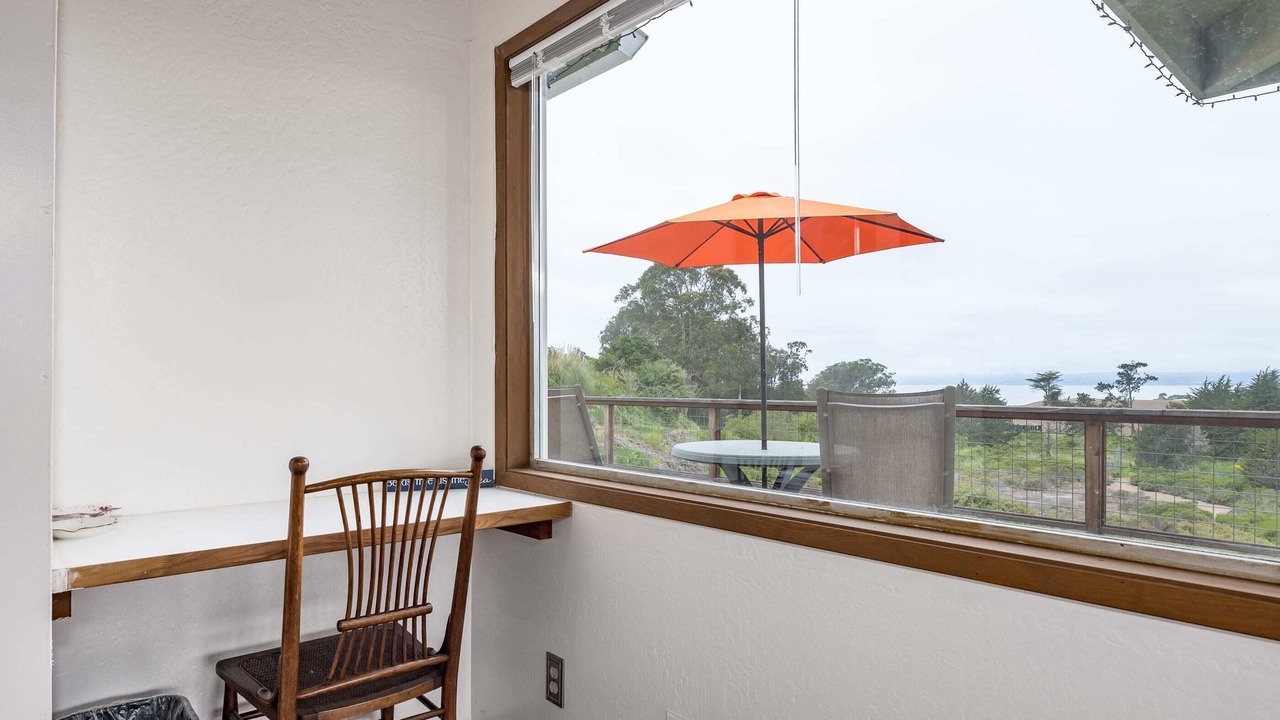 Photo of Bedroom in La Selva Beach