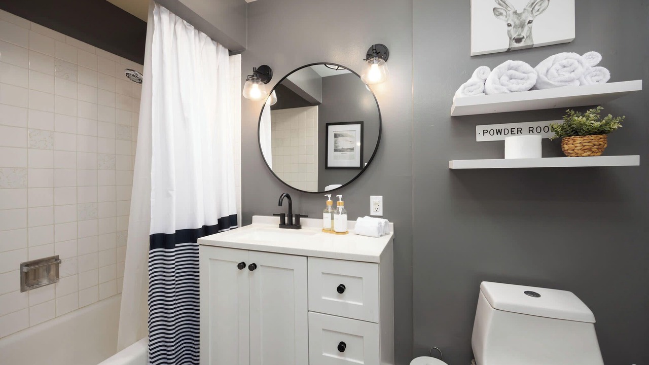 Photo of Bathroom in Montara