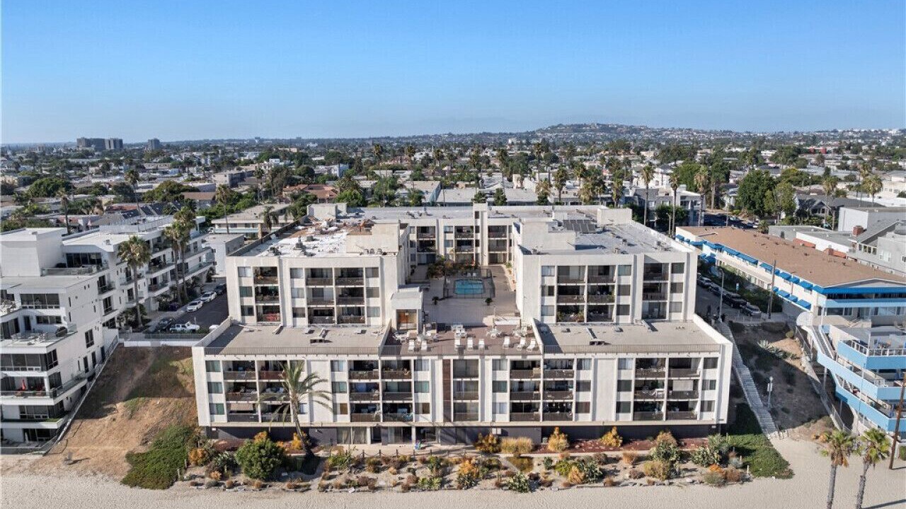 Photo of Outdoor in Alamitos Beach