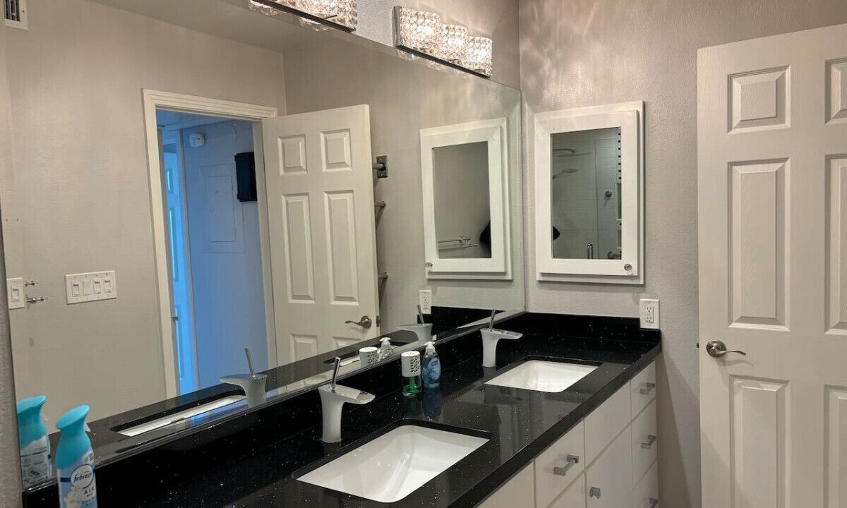 Photo of Bathroom in Alamitos Beach