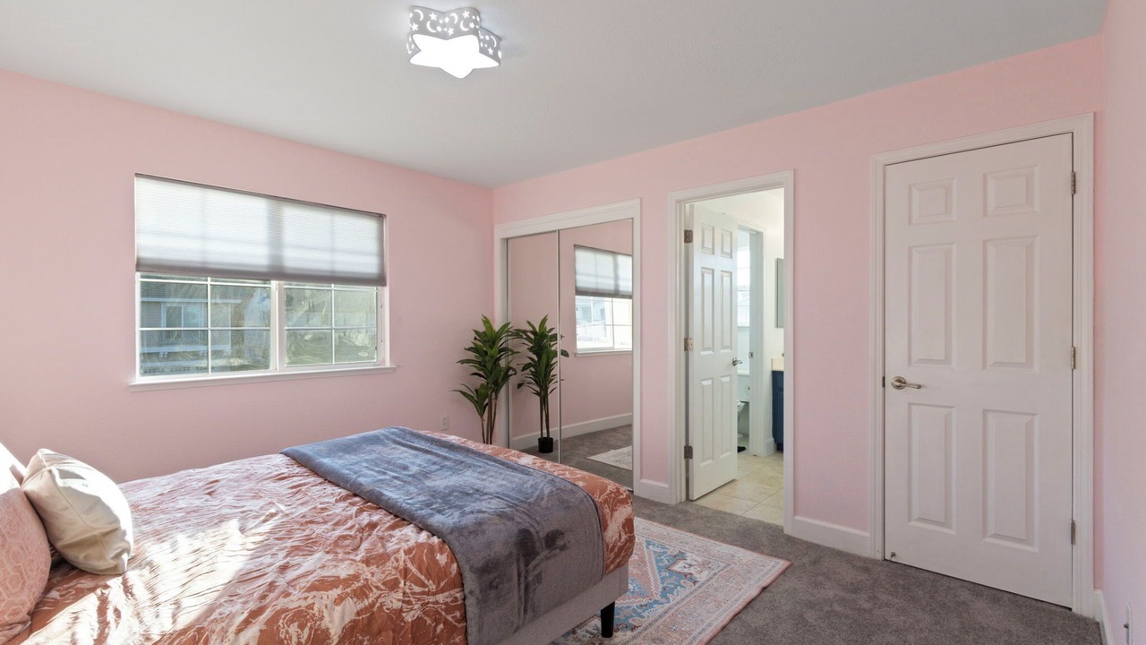 Photo of Bedroom in Antioch