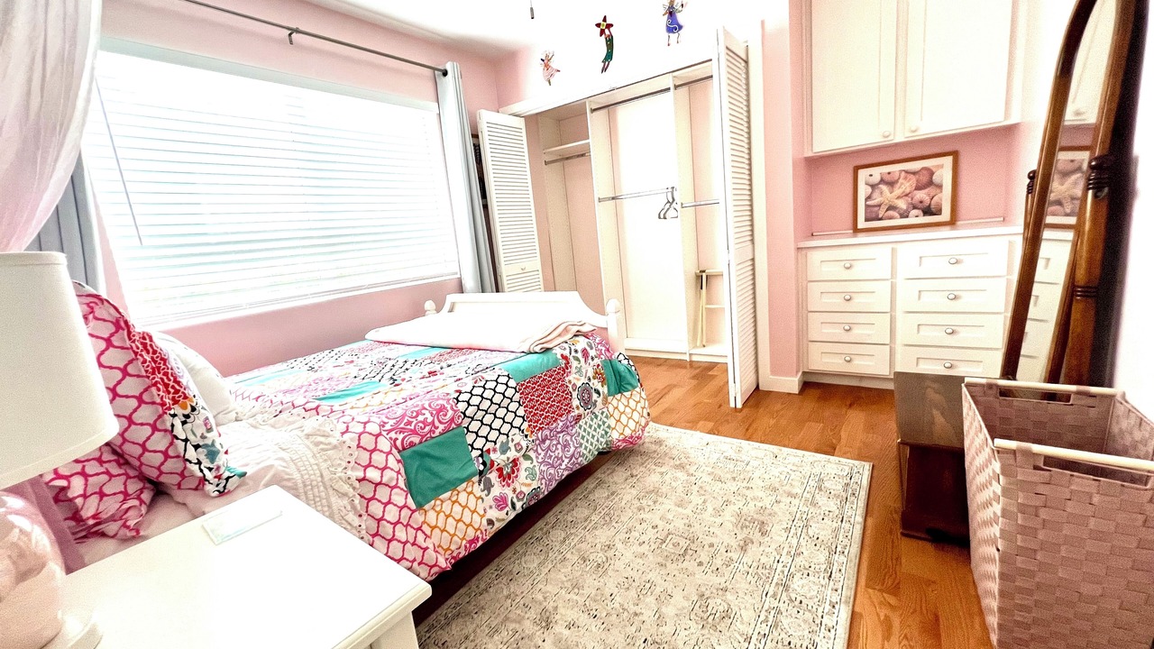Photo of Bedroom in Talmadge