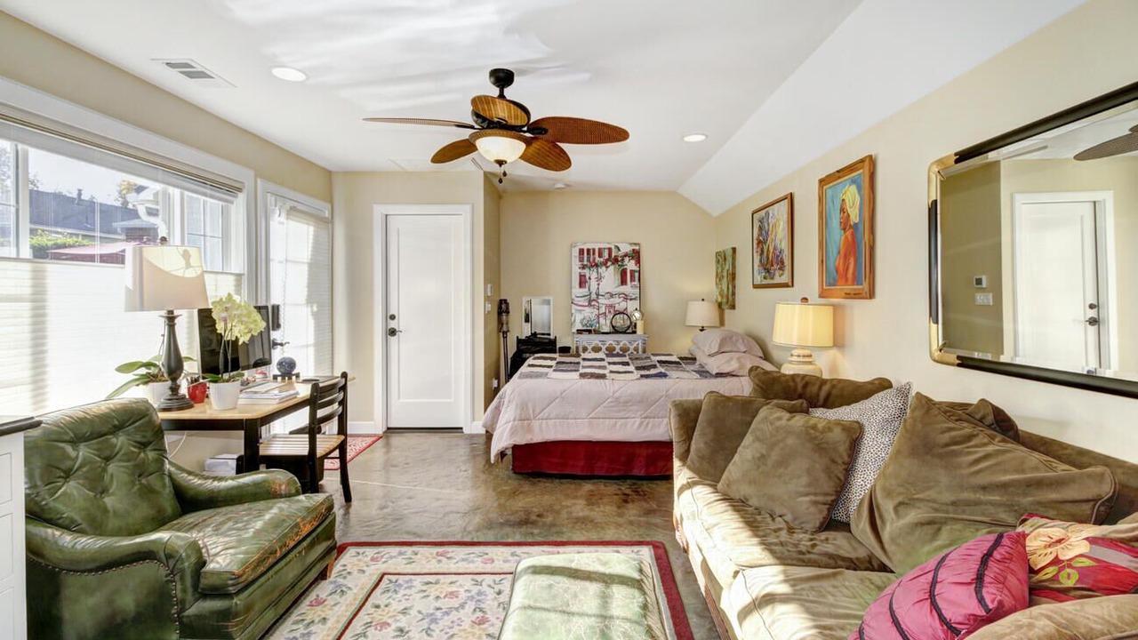 Photo of Bedroom in Land Park