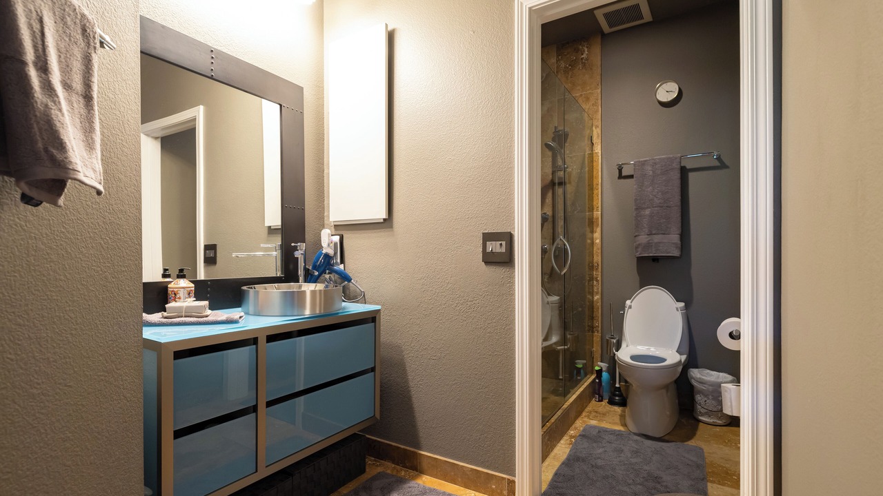 Photo of Bathroom in East San Mateo