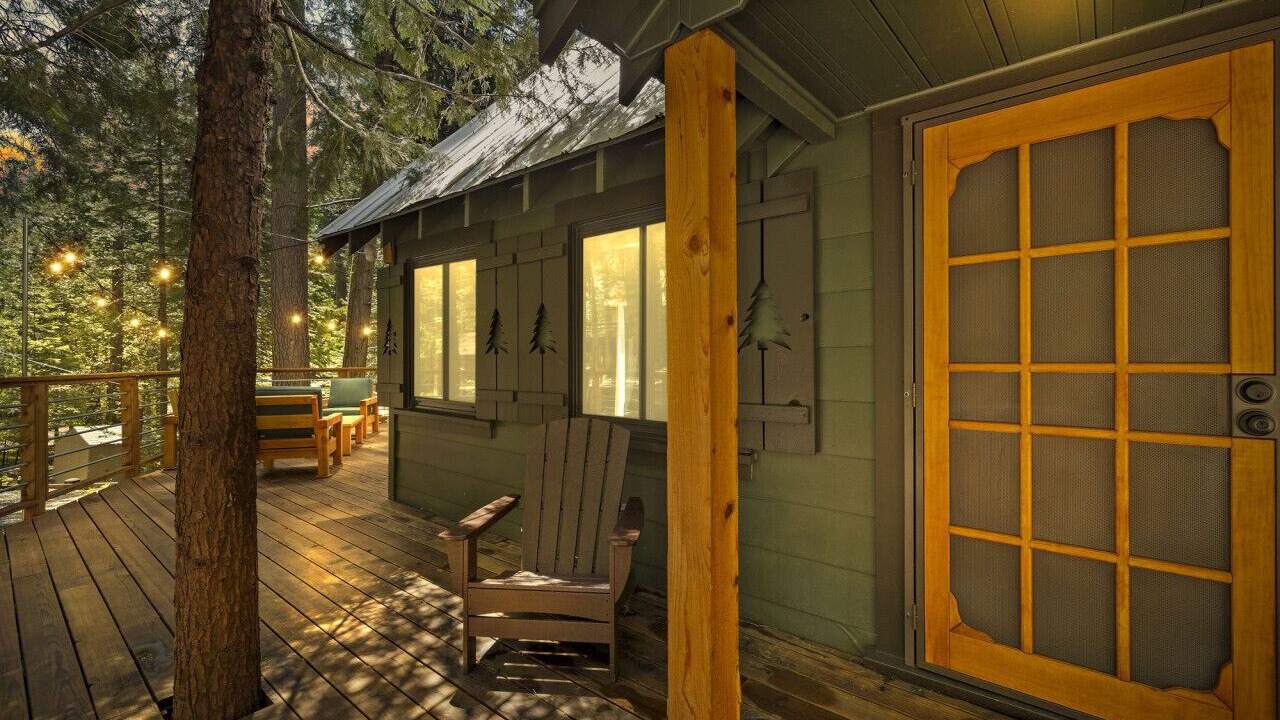 Photo of Patio Balcony in Long Barn
