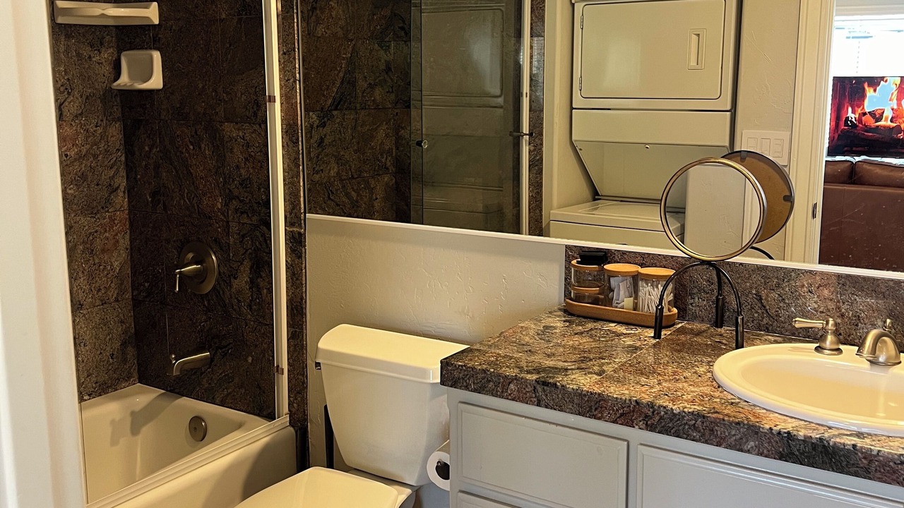 Photo of Bathroom in Midtown Sacramento