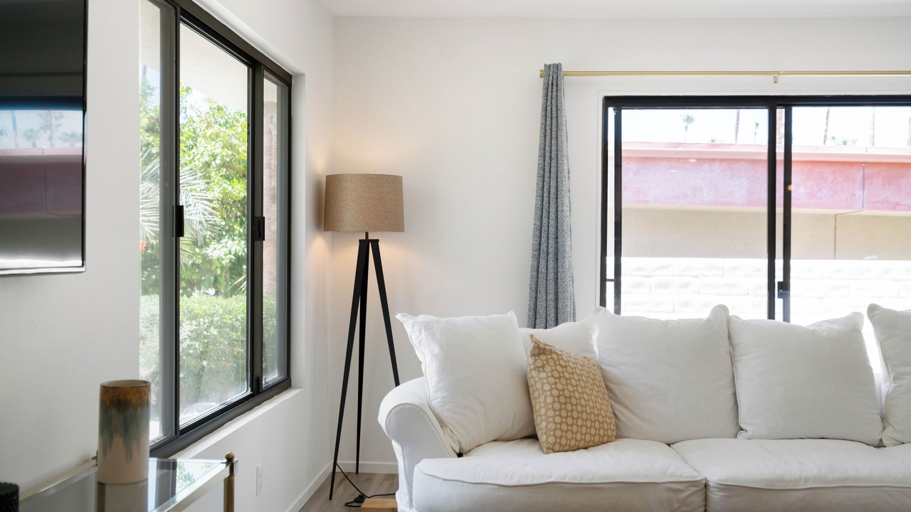 Photo of Livingroom in Deepwell Estates