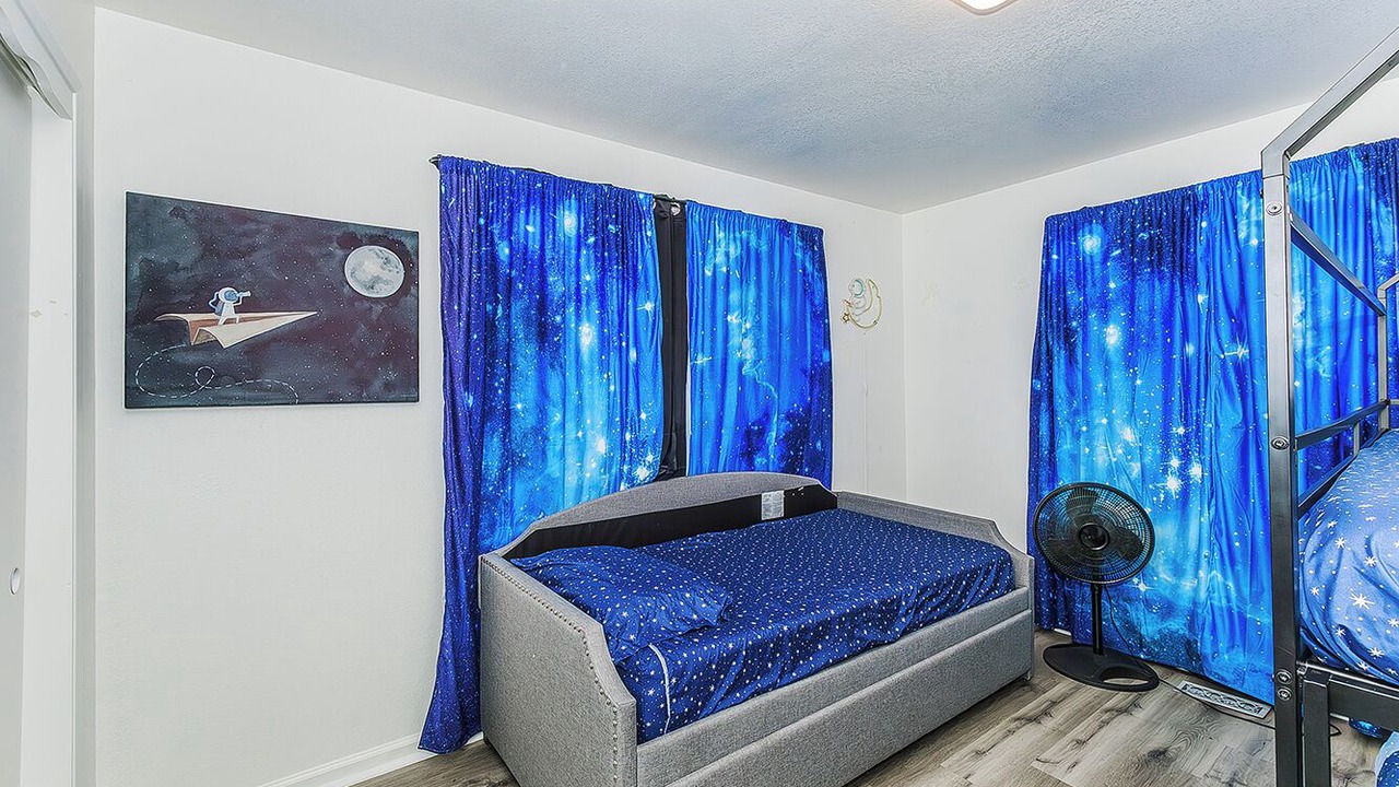 Photo of Bedroom in Roosevelt