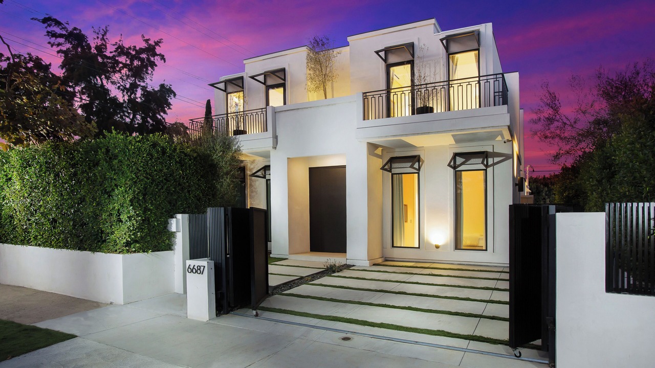 Photo of Outdoor in Beverly Grove