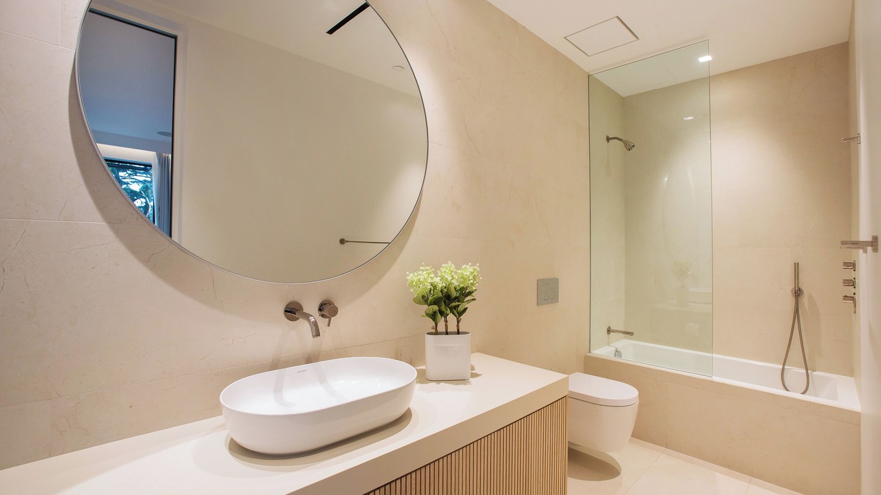 Photo of Bathroom in Beverly Grove