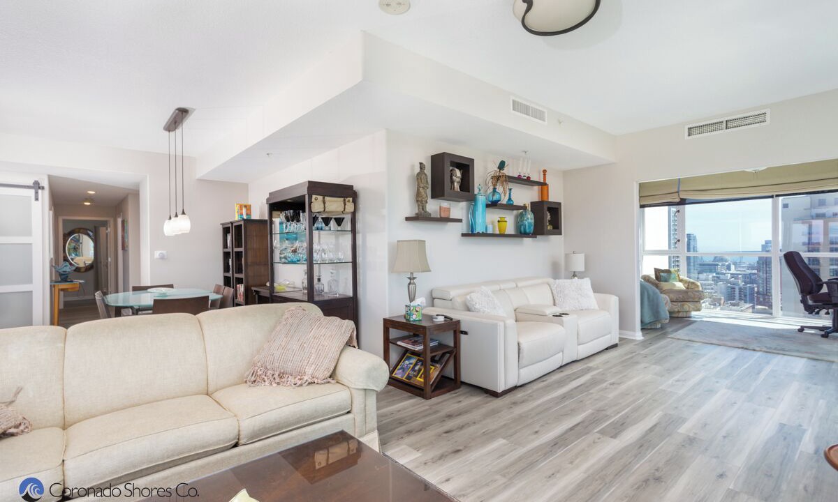 Photo of Livingroom in Cortez Hill