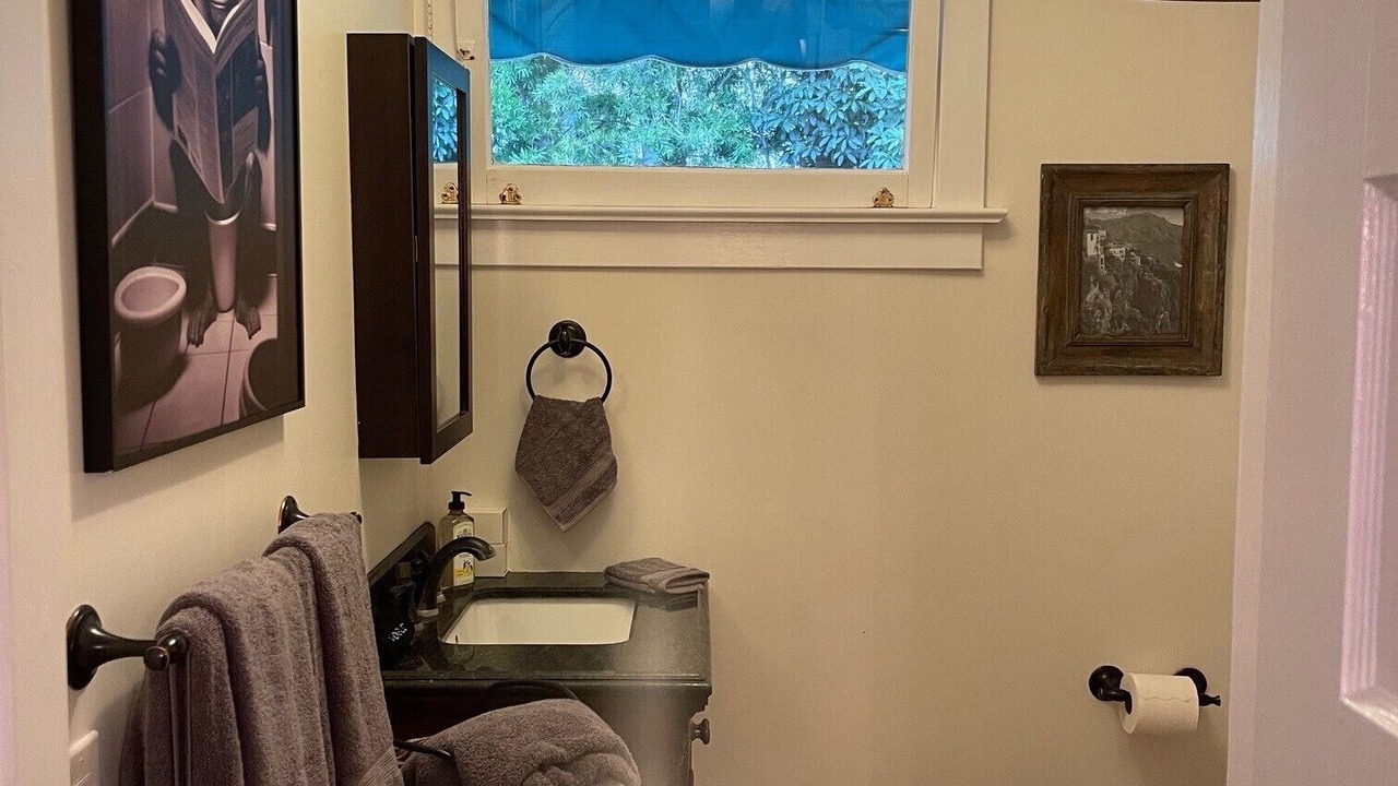 Photo of Bathroom in Upper East