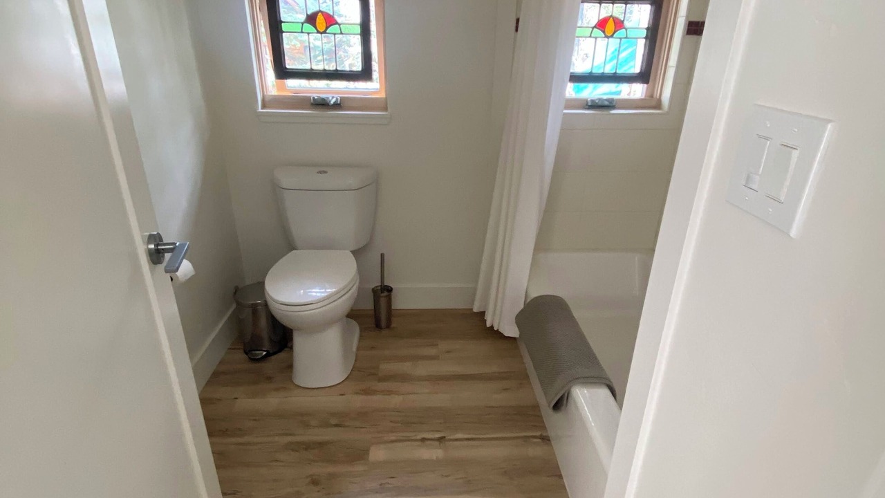 Photo of Bathroom in Serene Lakes