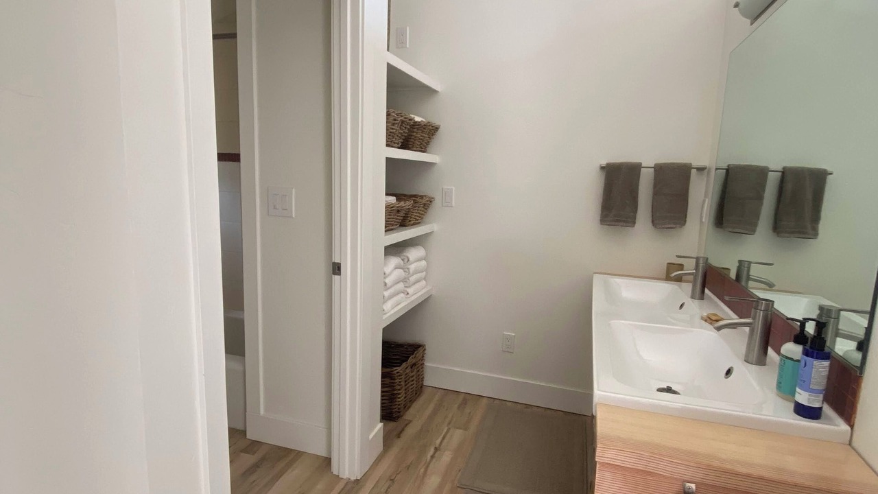 Photo of Bathroom in Serene Lakes