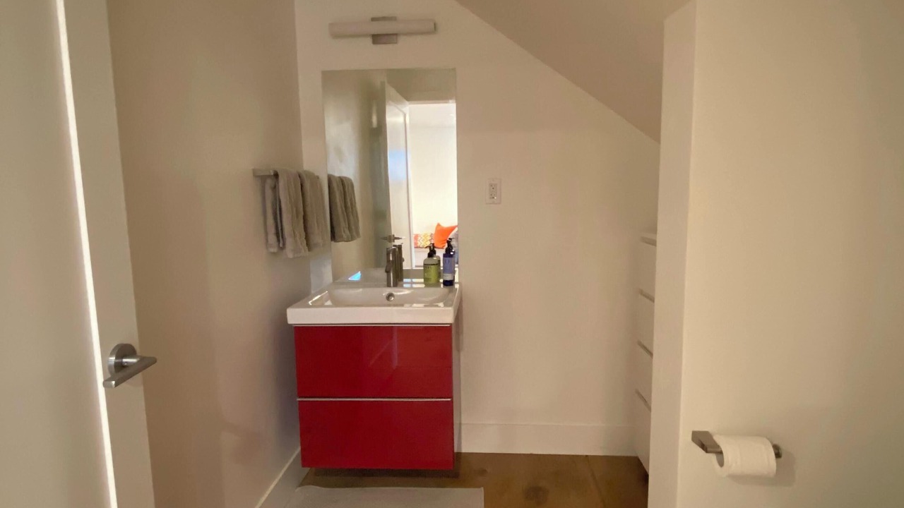 Photo of Bathroom in Serene Lakes