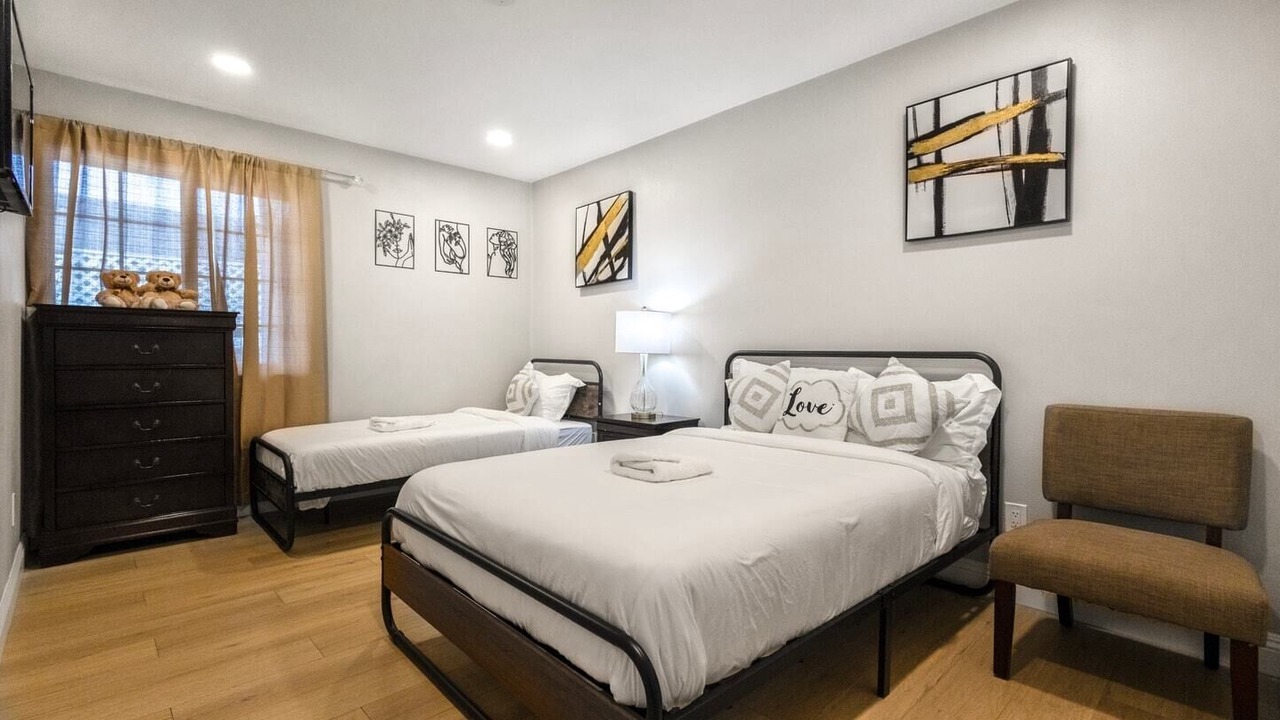 Photo of Bedroom in Lemon Grove