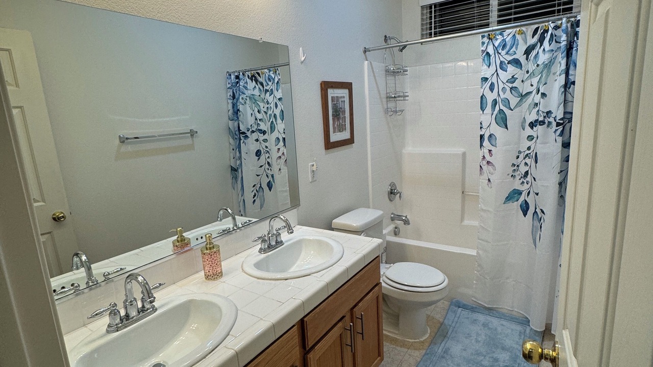 Photo of Bathroom in Hesperia