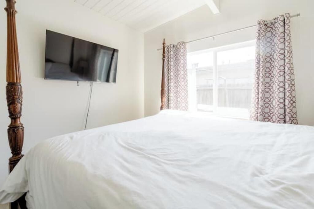Photo of Bedroom in El Cerrito