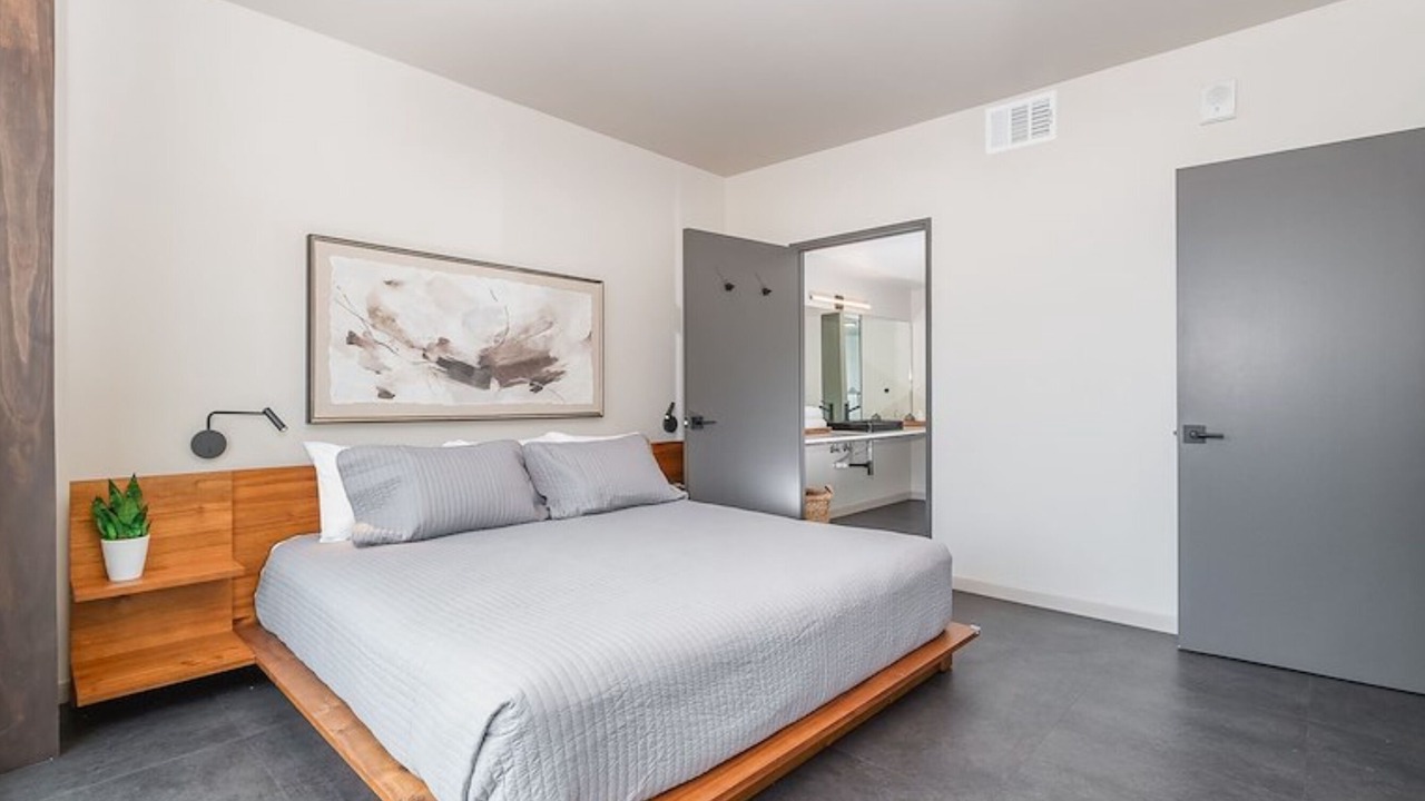 Photo of Bedroom in Middletown