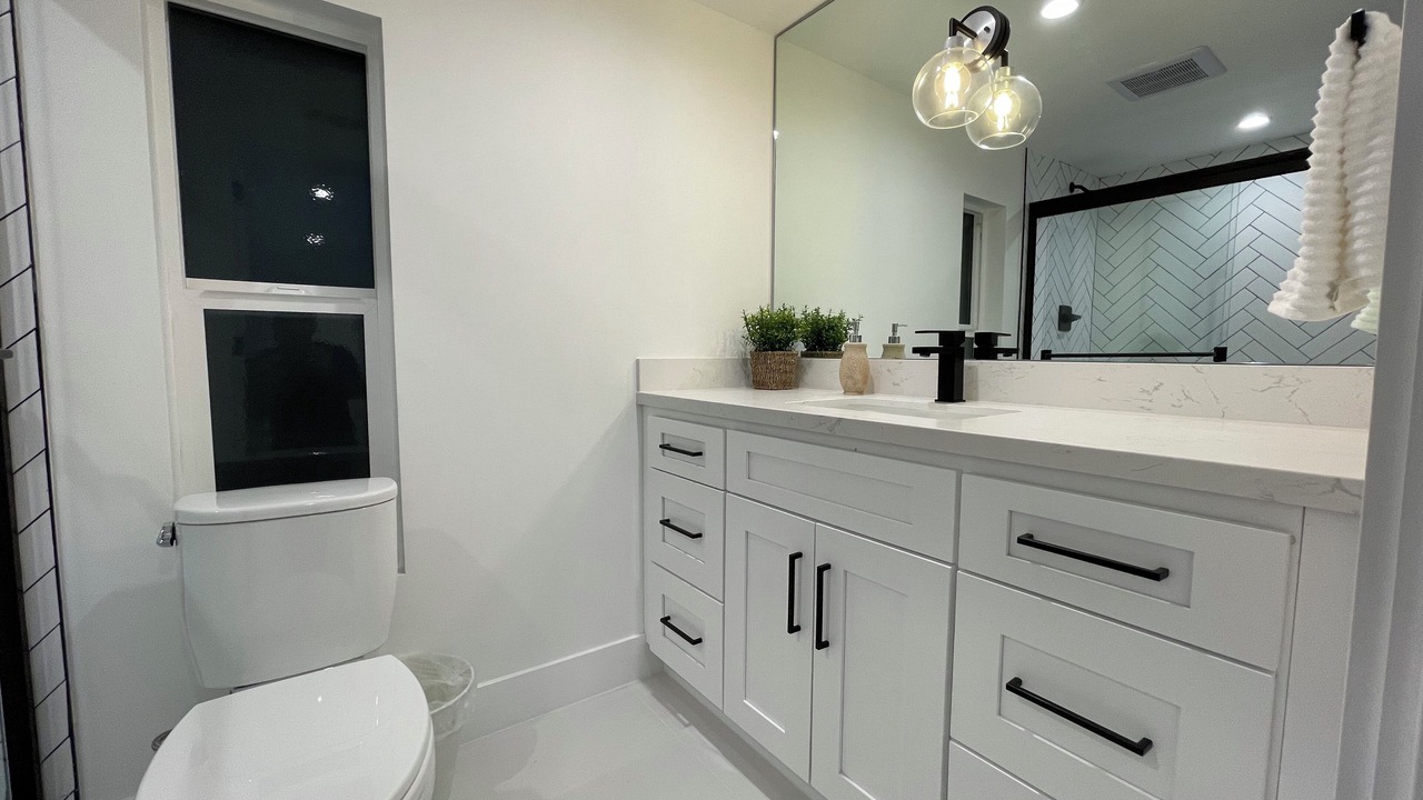 Photo of Bathroom in Wilshire