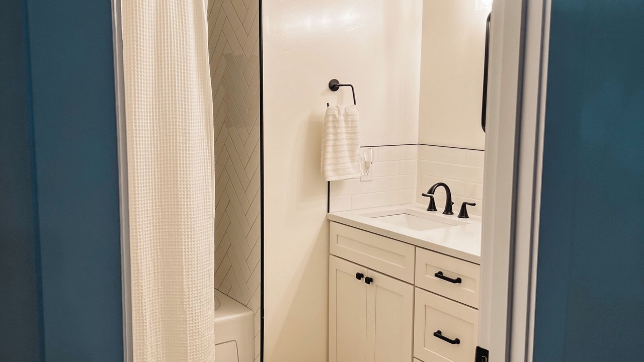 Photo of Bathroom in Crescent City