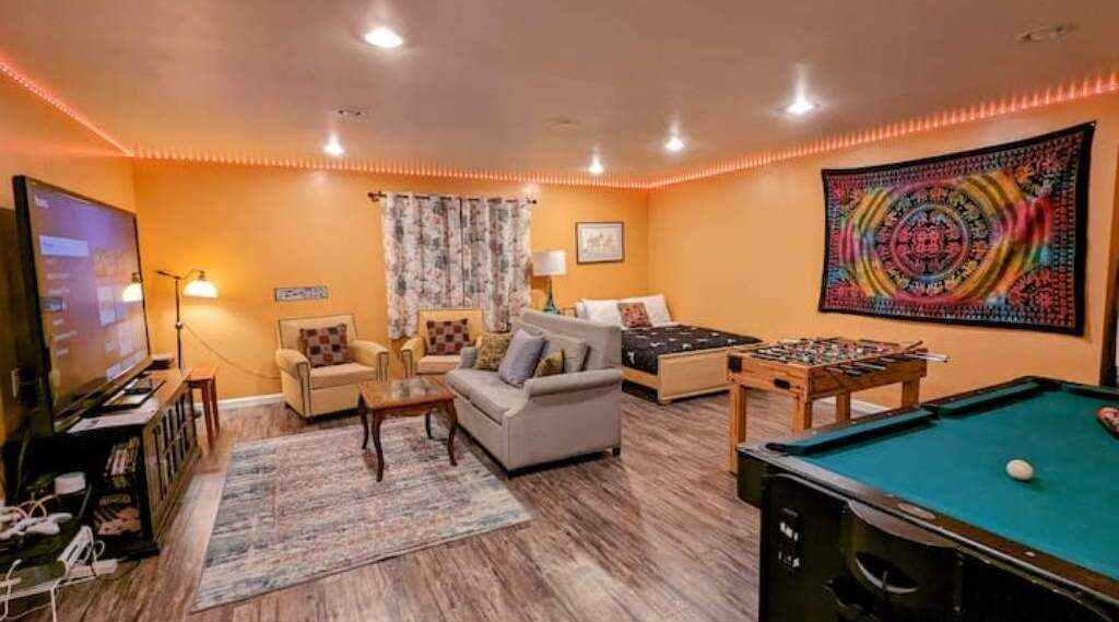 Photo of Livingroom in Yosemite Forks