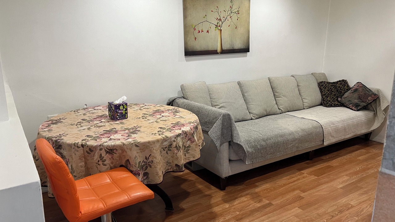 Photo of Livingroom in Mission Terrace