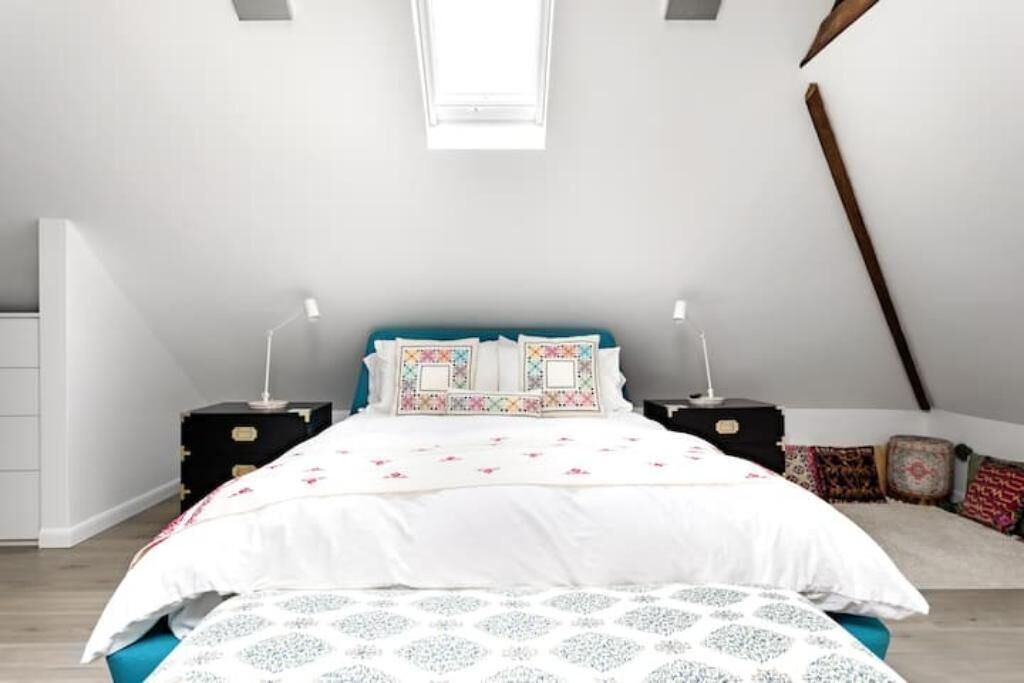 Photo of Bedroom in Oakland