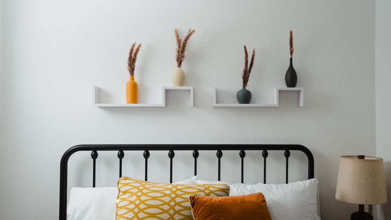 Photo of Bedroom in Logan Heights