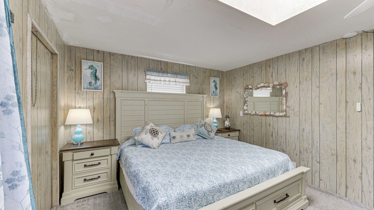 Photo of Bedroom in Eureka