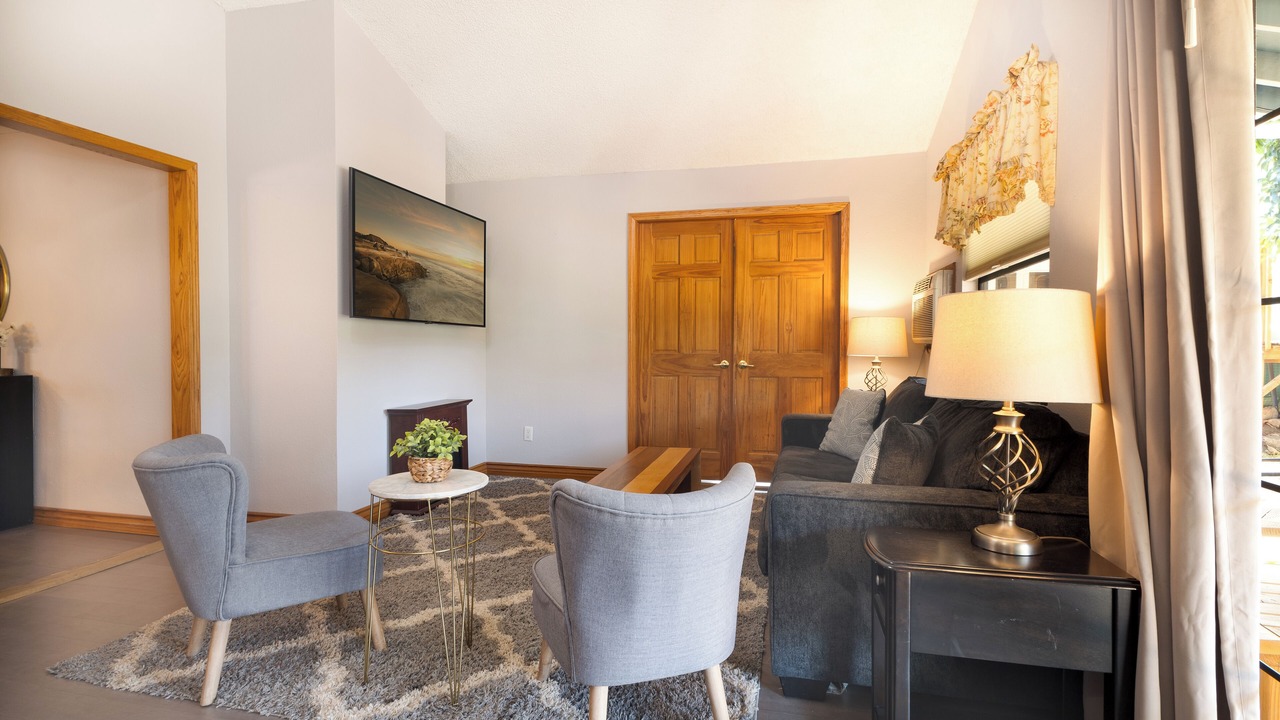 Photo of Livingroom in Poway
