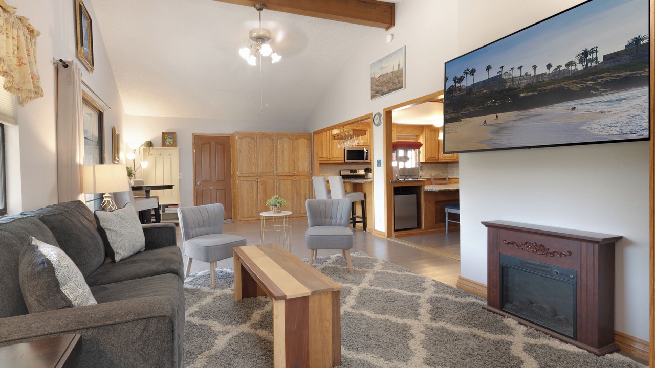 Photo of Livingroom in Poway